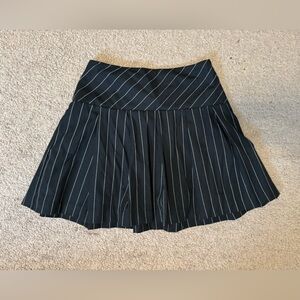 H&M black and white striped school girl mini skirt size 0